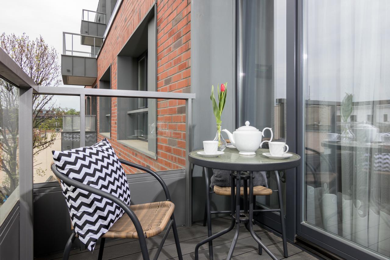 Wawrzynca Apartment With Parking Краков Экстерьер фото
